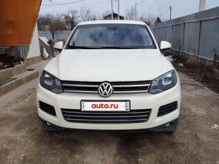 2011 Volkswagen Touareg II, белый, 1550000 рублей, вид 2