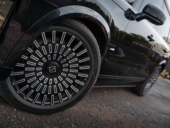 2026 Zeekr 9X 55 kWh (до 3.5 т), чёрный, 12350000 рублей - вид 8
