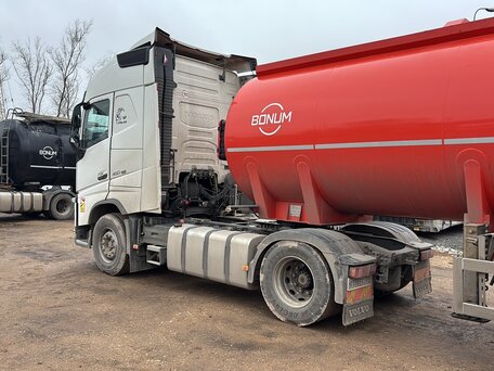 2020 Volvo FH 540, белый, 8955000 рублей, вид 4