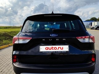 2020 Ford Kuga III, чёрный, 2000000 рублей, вид 3