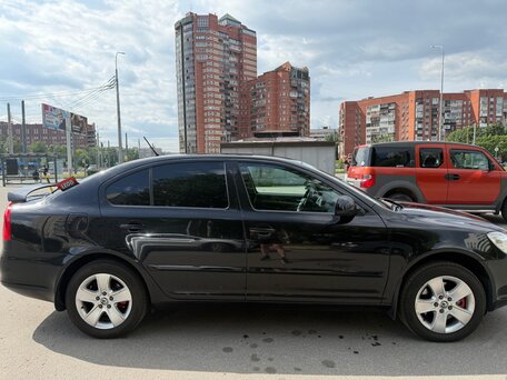 2012 Skoda Octavia II (A5) Рестайлинг, чёрный, 1100000 рублей, вид 5