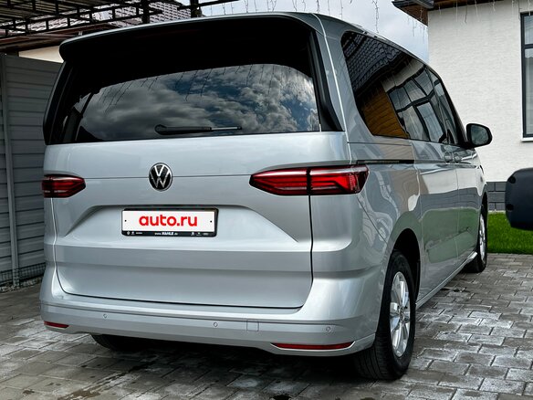 2022 Volkswagen Multivan T7, серебристый, 4550000 рублей - вид 5