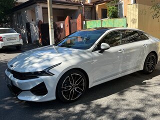 2021 Kia K5 III, белый, 3190000 рублей, вид 3