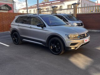 2019 Volkswagen Tiguan II, серый, 2850000 рублей, вид 2