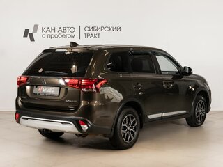 2019 Mitsubishi Outlander III Рестайлинг 3, коричневый, 1844254 рублей, вид 3