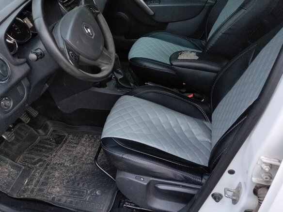 2014 Renault Logan II, белый, 400000 рублей - вид 4