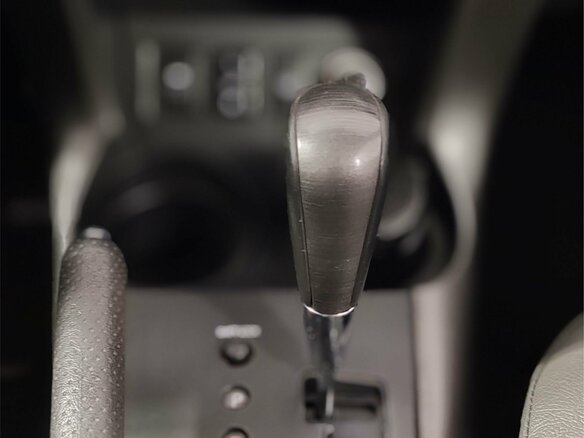 2010 Toyota RAV4 III (XA30) Рестайлинг, коричневый - вид 21
