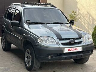 2014 Chevrolet Niva I Рестайлинг, серый, 650000 рублей, вид 2