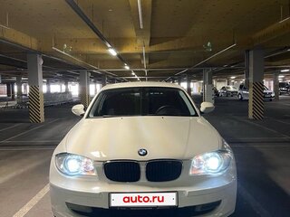 2011 BMW 1 серии 116i I (E81/E82/E87/E88) Рестайлинг, белый, 950000 рублей, вид 2