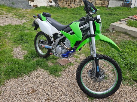 2015 Kawasaki KLX 250, зелёный, 350000 рублей, вид 1