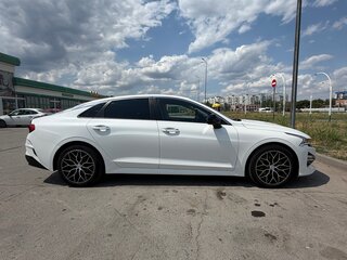 2021 Kia K5 III, белый, 2750000 рублей, вид 4