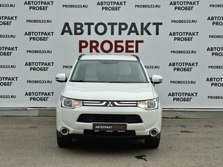 2012 Mitsubishi Outlander III, белый, 1145000 рублей, вид 2