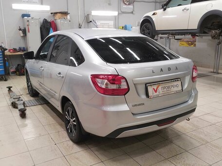 2025 Lada (ВАЗ) Granta I Рестайлинг, серый, 810000 рублей, вид 4