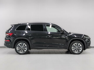 2024 Skoda Kodiaq I Рестайлинг, чёрный, 4500000 рублей, вид 4