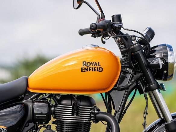 2026 Royal Enfield Meteor, оранжевый, 509000 рублей - вид 14