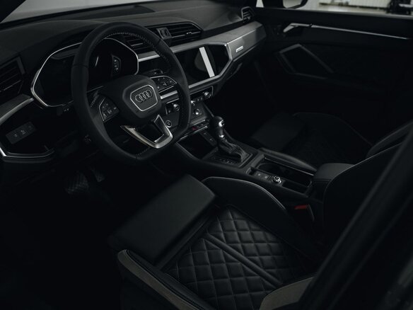 2026 Audi Q3 35 TFSI II (F3), серый, 4390000 рублей - вид 19