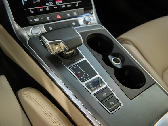 2020 Audi A7 45 TFSI II (4K), чёрный, 4650000 рублей - вид 21