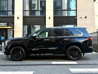 2026 Toyota Sequoia III, чёрный, 15990000 рублей, вид 3