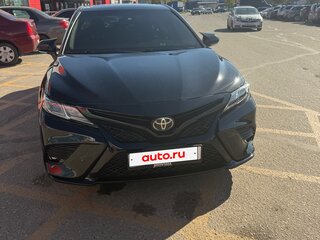 2018 Toyota Camry US Market VIII (XV70), чёрный, 2350000 рублей, вид 2