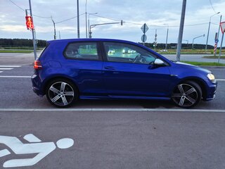 2014 Volkswagen Golf R VII, синий, 3400000 рублей, вид 5