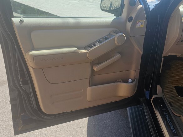 2005 Ford Explorer IV, чёрный, 1500000 рублей - вид 39