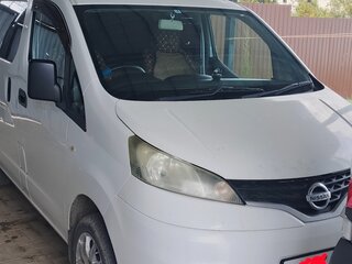 2015 Nissan NV200, белый, 1500000 рублей, вид 2