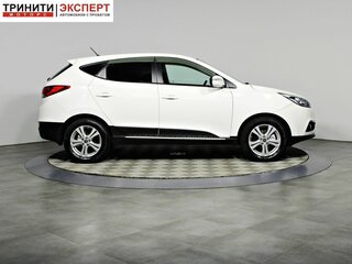 2014 Hyundai ix35 I Рестайлинг, белый, 1447000 рублей, вид 4