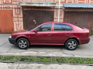 2006 Skoda Octavia I (A4) Рестайлинг, пурпурный, 240000 рублей, вид 4