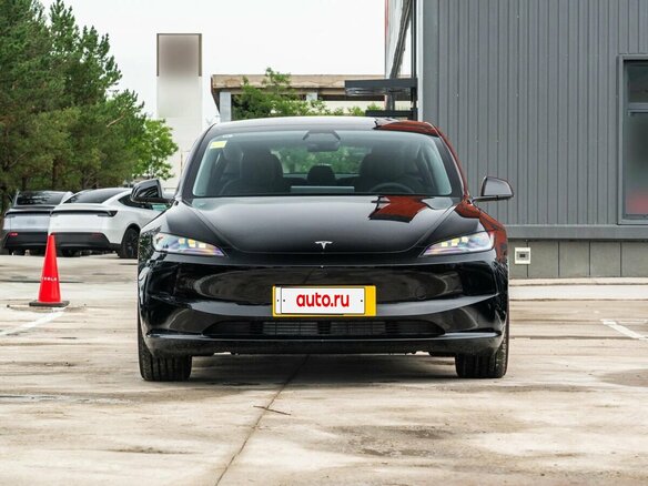 2025 Tesla Model 3 Long Range I Рестайлинг, чёрный, 8366500 рублей - вид 1