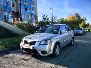 2010 Kia Rio II Рестайлинг, серебристый, 499000 рублей, вид 1