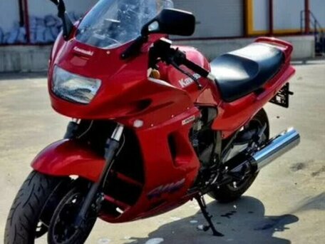 1997 Kawasaki GPZ 1100, красный, 269000 рублей, вид 2