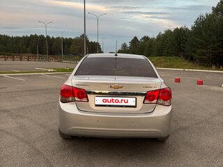 2011 Chevrolet Cruze I, серебристый, 575000 рублей, вид 5