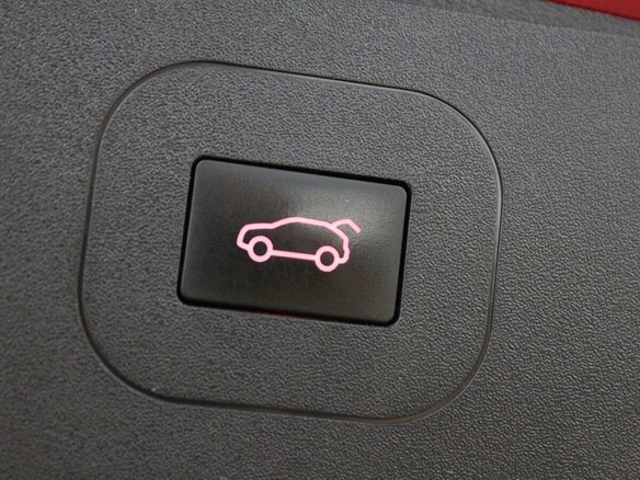 2023 Mazda CX-4 I Рестайлинг, красный, 2429000 рублей - вид 22