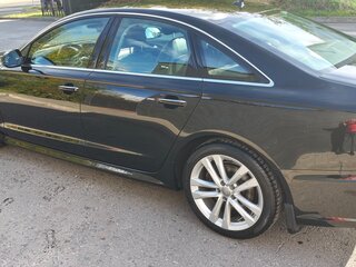 2016 Audi A6 IV (C7) Рестайлинг, чёрный, 3300000 рублей, вид 2