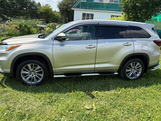 2014 Toyota Highlander III (XU50), бежевый, 3000000 рублей, вид 3
