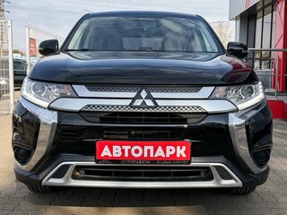 2019 Mitsubishi Outlander III Рестайлинг 3, чёрный, 1879000 рублей, вид 2