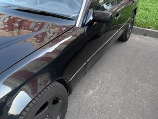 1993 Mercedes-Benz E-Класс 200 I (W124), чёрный, 380000 рублей, вид 5