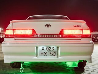 1996 Toyota Mark II VIII (X100), белый, 1250000 рублей, вид 2
