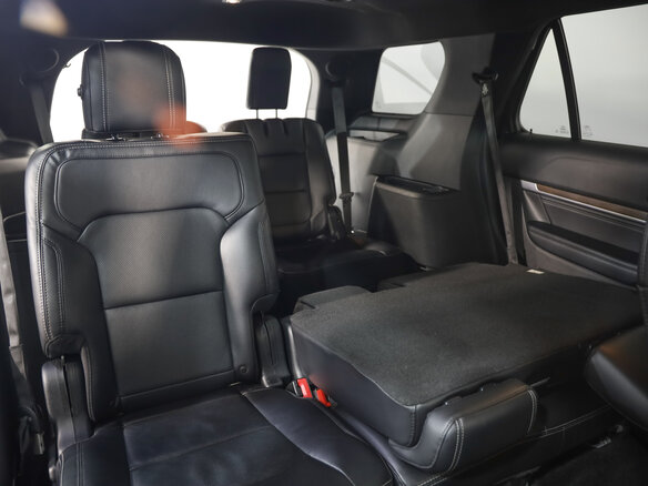 2017 Ford Explorer V Рестайлинг, белый, 2399777 рублей - вид 29