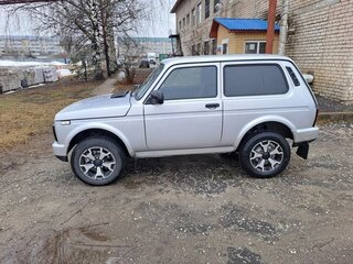 2025 Lada (ВАЗ) Niva Legend I, серебристый, 990000 рублей, вид 4
