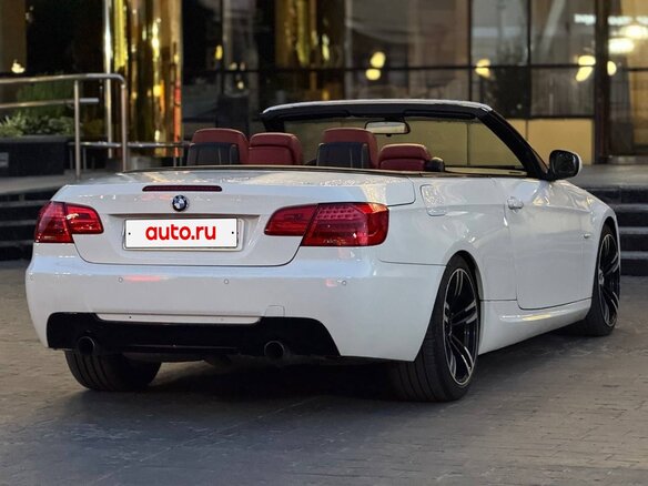2010 BMW 3 серии 335i V (E90/E91/E92/E93), белый, 2200000 рублей - вид 10
