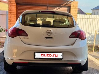 2014 Opel Astra J Рестайлинг, белый, 980000 рублей, вид 5