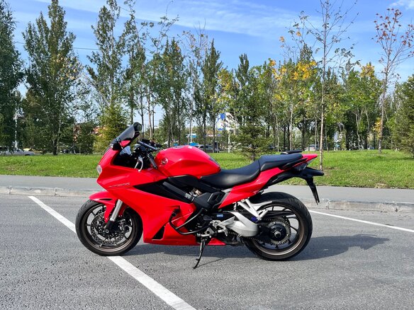 2018 Honda VFR 800, красный, 840000 рублей - вид 6