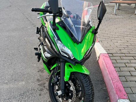 2017 Kawasaki Ninja 650, зелёный, 760000 рублей, вид 2