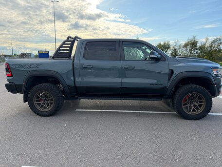 2021 Ram 1500 Crew Cab TRX V, серый, 10900000 рублей, вид 5