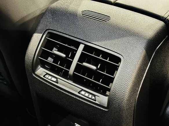 2024 Citroen C5 X, серый - вид 23
