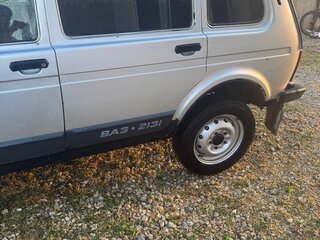 2015 Lada (ВАЗ) 2131 (4x4) 213105 I, серебристый, 600000 рублей, вид 2