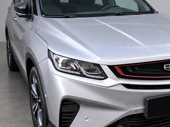 2023 Geely Coolray I Рестайлинг, серебристый, 2045000 рублей