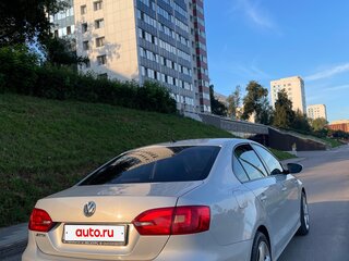 2011 Volkswagen Jetta VI, серебристый, 850000 рублей, вид 5