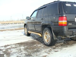 1998 Jeep Grand Cherokee I (ZJ) Рестайлинг, чёрный, 1150000 рублей, вид 4